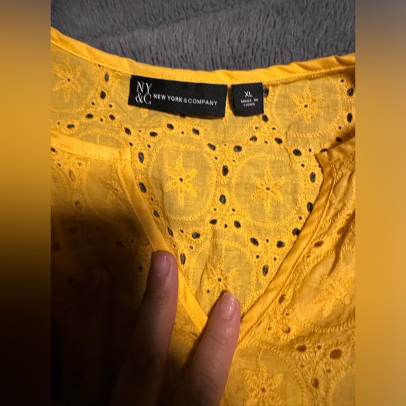 yellow Ny& company - Picture 2 of 3